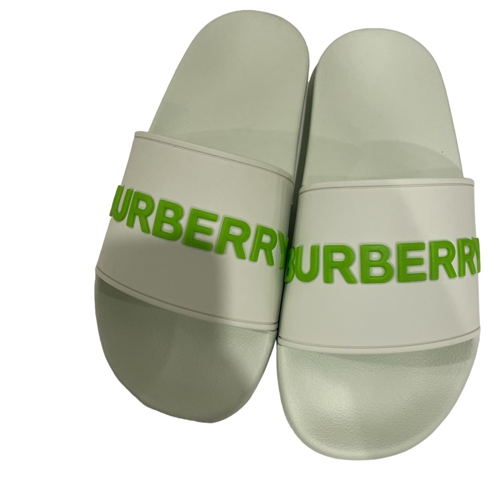 Burberry NWT Slides SZ 40